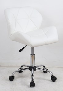 Кресло офисное LOOZ белый в Саратове