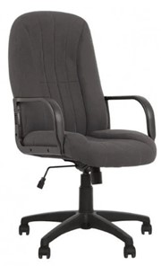 Кресло для офиса CLASSIC (PL64) ткань CAGLIARI серый С38 в Саратове