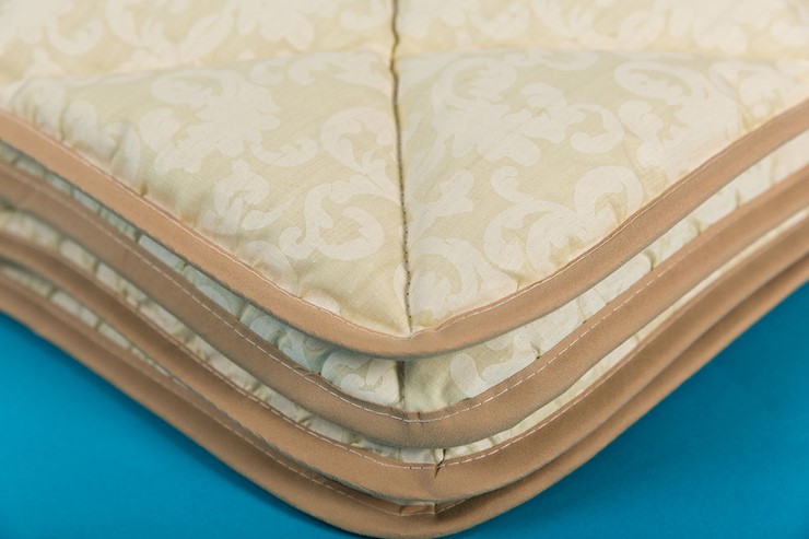 Одеяло всесезонное полутороспальное Шерсть & Хлопок в Саратове - изображение 1